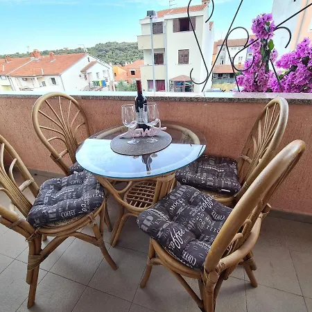 Helena Apartman Póla